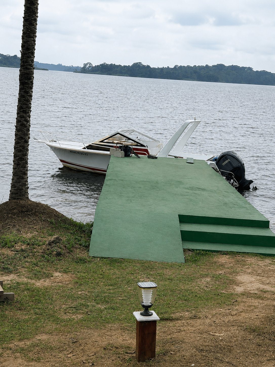 Arrivée par la lagune
